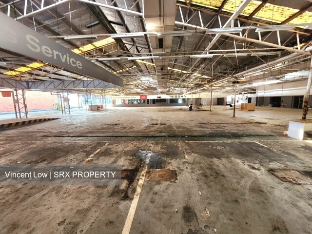 Ground floor Car Workshop / Warehouse in Prime Bukit Timah (D21), Factory #529066521